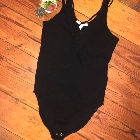 Express Body Suit small petite. Black. - Picture 2 of 5